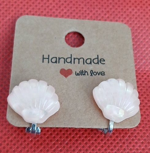 Handmade white shell clip - handmade,